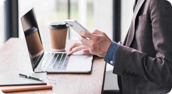 開発作業の様子